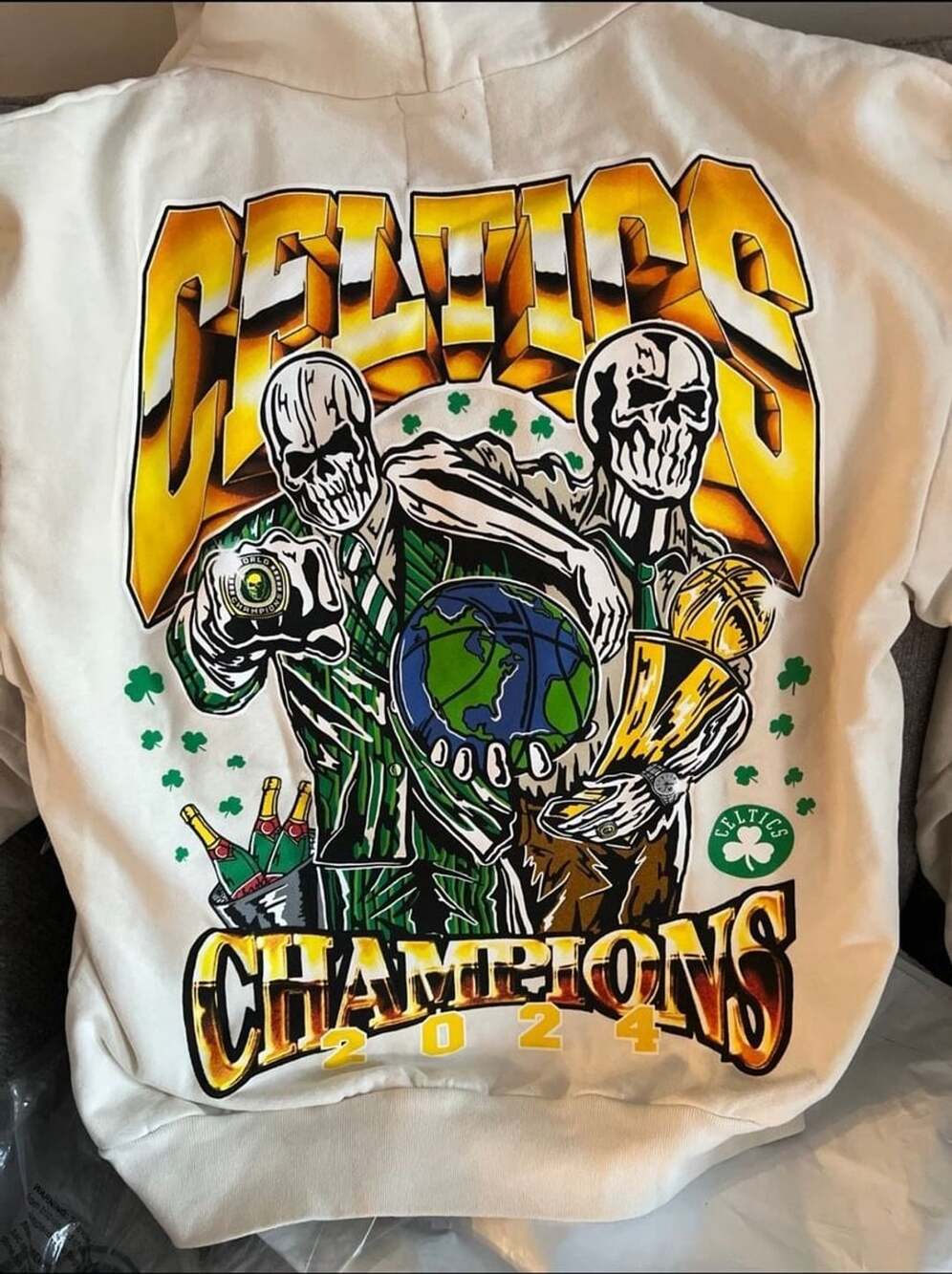 Warren Lotas Celtic Champs Hoodie Size L Cream